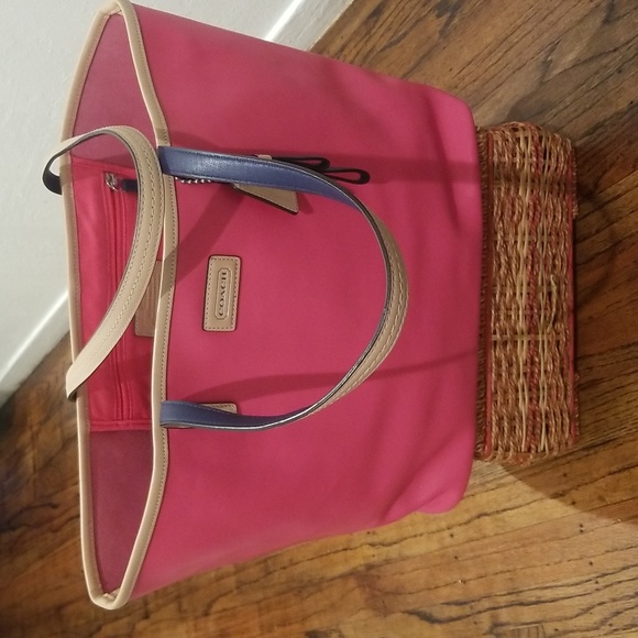 Coach Handbags - COACH Park Metro Leather Tote - F24341